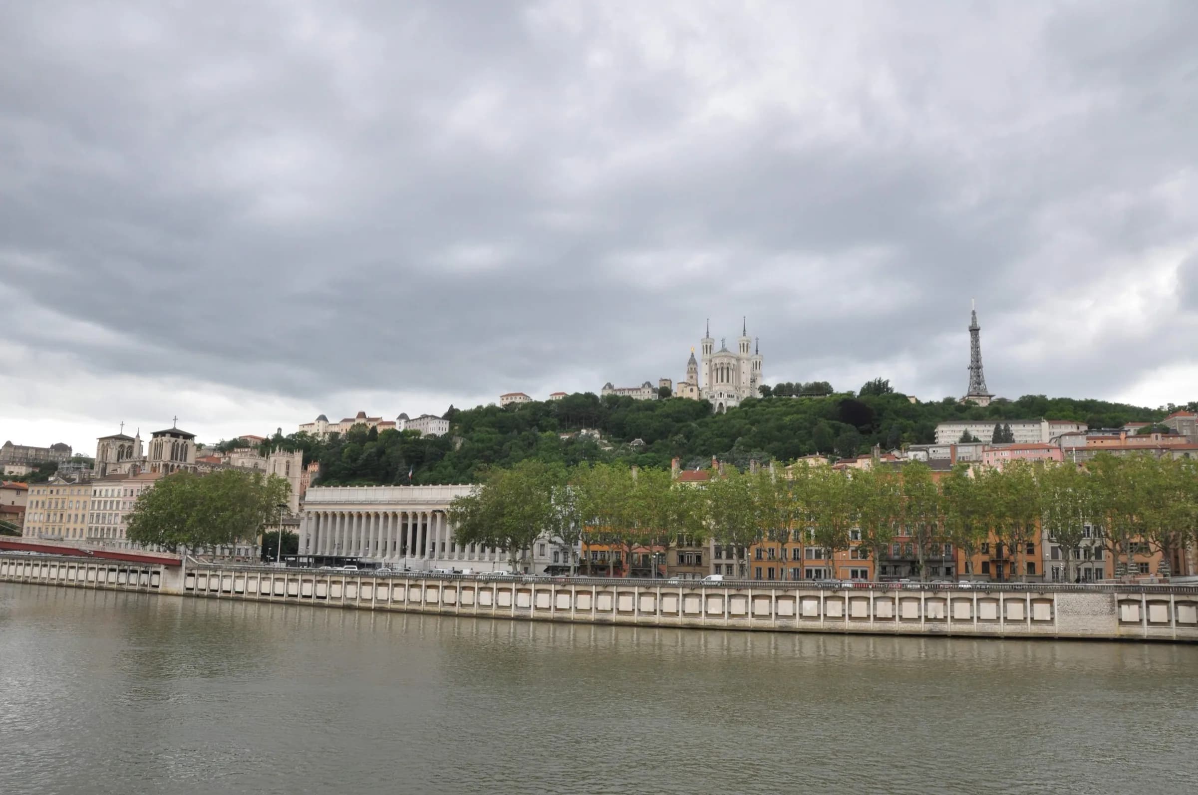 La Saône et la colline de Fourvière, à Lyon